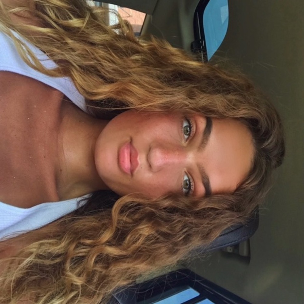 Meet your Posher, Liv